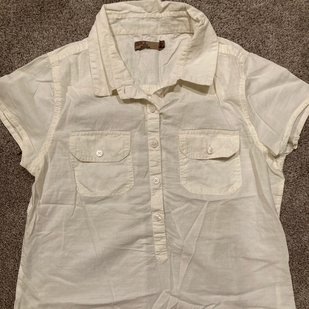 Prana women’s button short sleeve shirt-medium